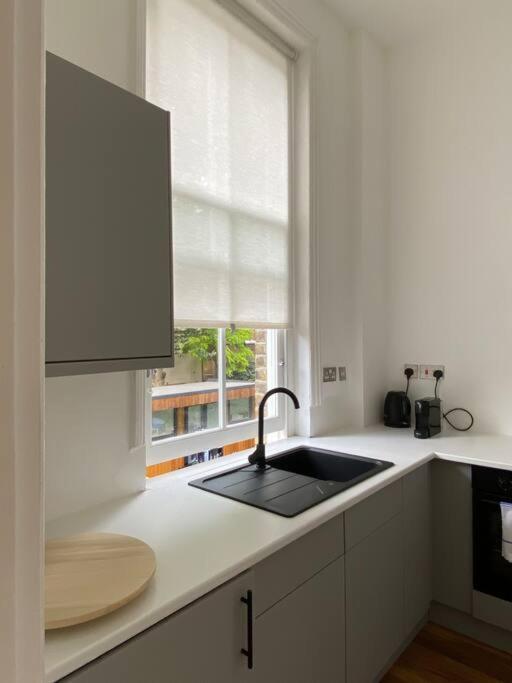 Stylish Studio For 3 Near Regents Park N4 London Exterior photo