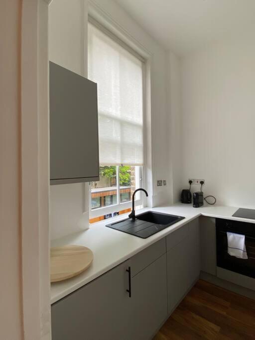 Stylish Studio For 3 Near Regents Park N4 London Exterior photo